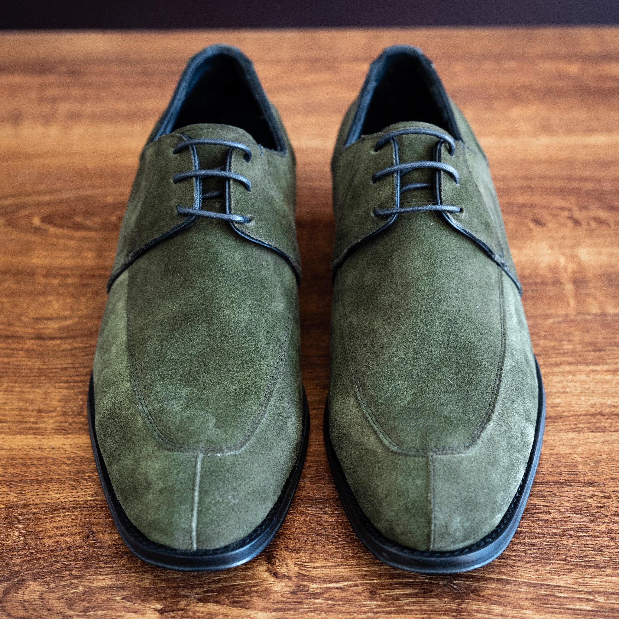 GREEN SUEDE JOHN